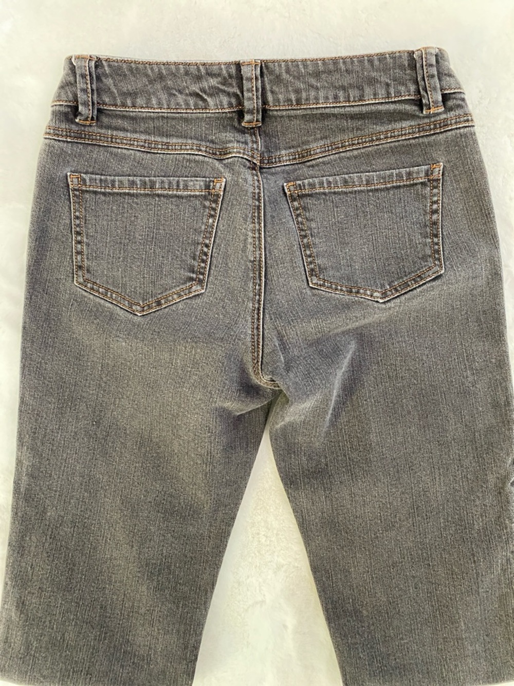 CAbi Mid-Rise Slim Jeans - Charcoal. Size 2 - Picture 10 of 11